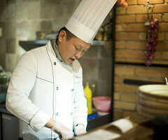 СРОЧНО повар горячего цеха