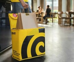 Работа Подработка курьером по свободному графику и выплатами каждый день