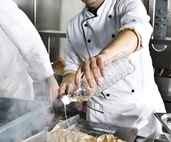 Срочно требуется повар горячего цеха в ресторан с опытом работы