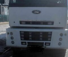 Срочно продаю Ford Cargo 1826 рефрижератор