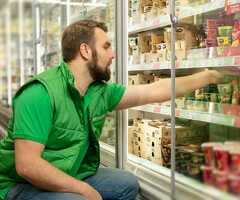 Работник торгового зала