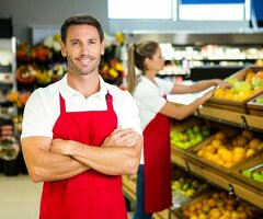 Работник зала