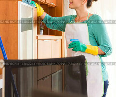 Срочно требуется уборщица в день