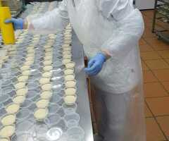 На розлив соуса. Подработка.