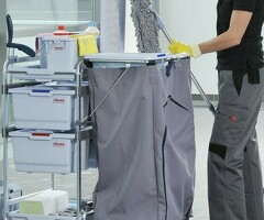 Требуется санитарка по уборке / уборщица / клинерша /оператор уборки