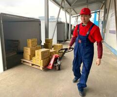 Комплектовщики в ночь