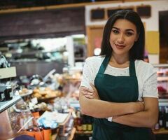 Кассир с опытом без выкладки в торговом зале