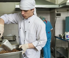 Повар жардамчиси