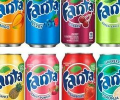 Выкладка продуктов в супермаркете