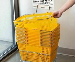 Работник торгового зала