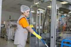 Уборщица в цех