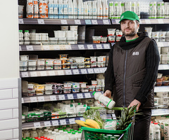 Сборщик онлайн заказов на мини продуктовый склад