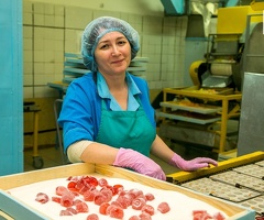 На постоянку УПАКОВЩИКИ нужны!!