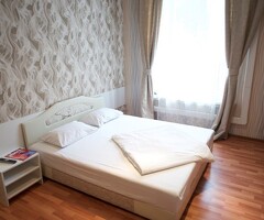 КВАРТИРА ПОСУТОЧНО ЩЕЛКОВСКАЯ 89295061400