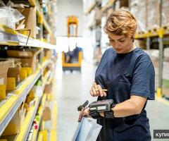 Требуется комплектовщик на склад косметики. Выплаты еженедельные