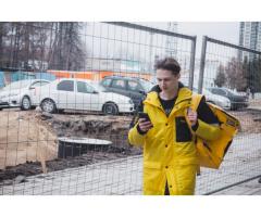 Доставщик еды