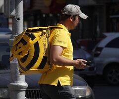 Яндекс лавка