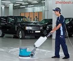Дворник в автосалон