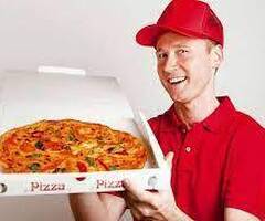 Курьер на доставку пиццы
