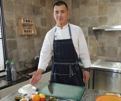 СРОЧНО ТРЕБУЕТСЯ ПОВАР В ГОСТИНИЦУ 250 РУБЛЕЙ В ЧАС