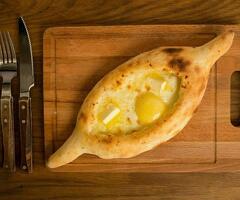 Повар хачапури