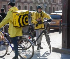 Доставщик заказов