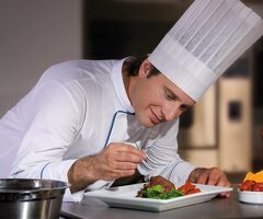 Повар в ПиццаСушиВок