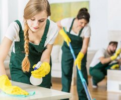 ТРЕБУЕТСЯ УБОРЩИЦА