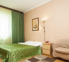 КВАРТИРА  ПОСУТОЧНО ПРЕОБРАЖЕНСКАЯ 89672888095