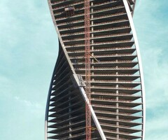 Нужны монолитчики, арматурщики, опалубщики 5 человек. за час 300 рублей, почасовая, на 4 день выдаём