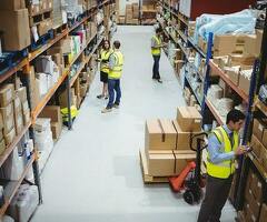 ПРИГЛАШАЕМ НА ЖУМУШ СКЛАД