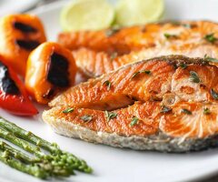 Мобильный Продавец в за прилавок в отдел Рыбы