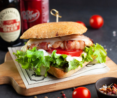 Требуются повара кассиры