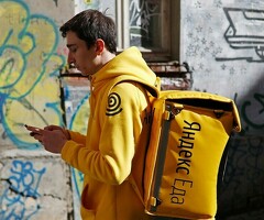 Курьер к партнеру сервиса Яндекс еда лавка