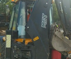 Срочно требуется экскаваторщик! Зарплата 85000-95000 рублей! Официальная оформление!  Расчет два раз