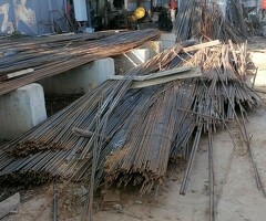 Требуется сварщик с опытом! работа по часовая, за час 300 рублей! Официальное оформление! жильё бесп