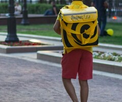 Работа или Подработка курьером у партнёра сервиса Яндекс