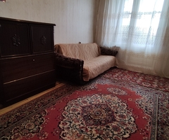 СРОЧНО 2 КЫЗ КЕРЕК КВАРТИРАНТ  метрого 5 минут пешком